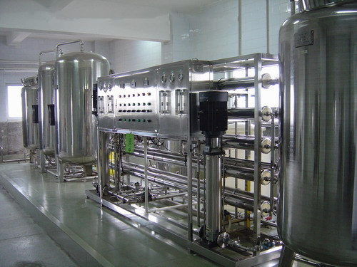 10噸反滲透（RO）水處理設(shè)備 工廠解決方案與技術(shù)服務(wù)全解析